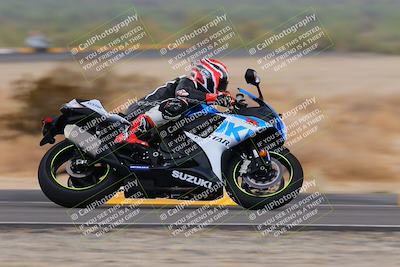 media/Sep-11-2022-SoCal Trackdays (Sun) [[81b7e951af]]/Turn 7 (1145am)/